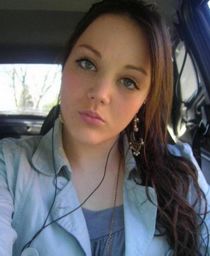Busty emo Selfies